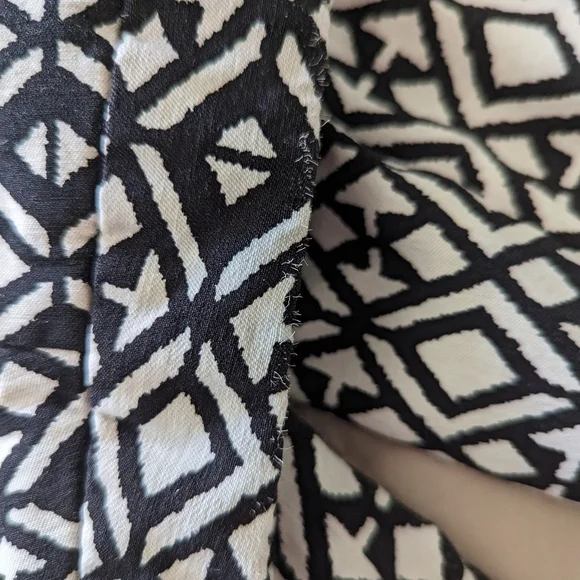 Mario Serrani Italy Shorts, Size 6 - Picture 4 of 6